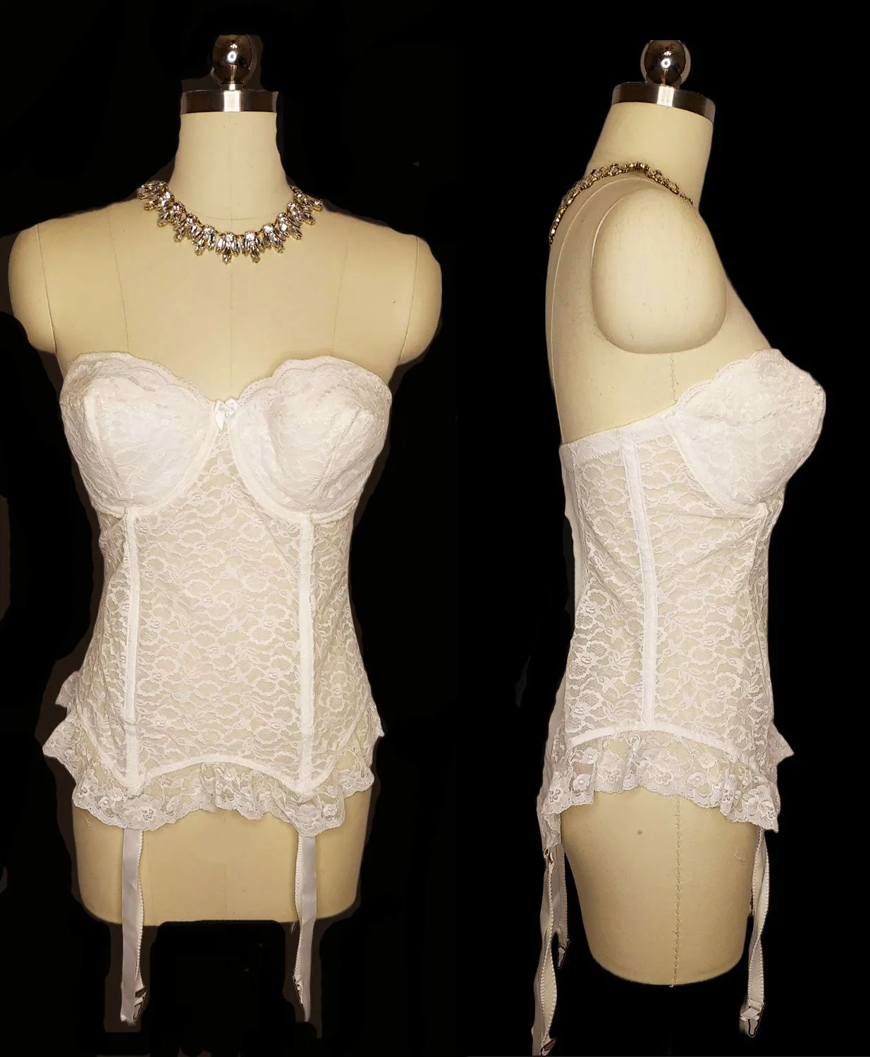 * GLAMOROUS VINTAGE 1950s FANCY I OWE IT ALL TO GODDESS RUFFLE LACE MERRY WIDOW WITH METAL GARTERS FOUNDATION BUSTIER - 36 D - ABSOLUTELY GORGEOUS!