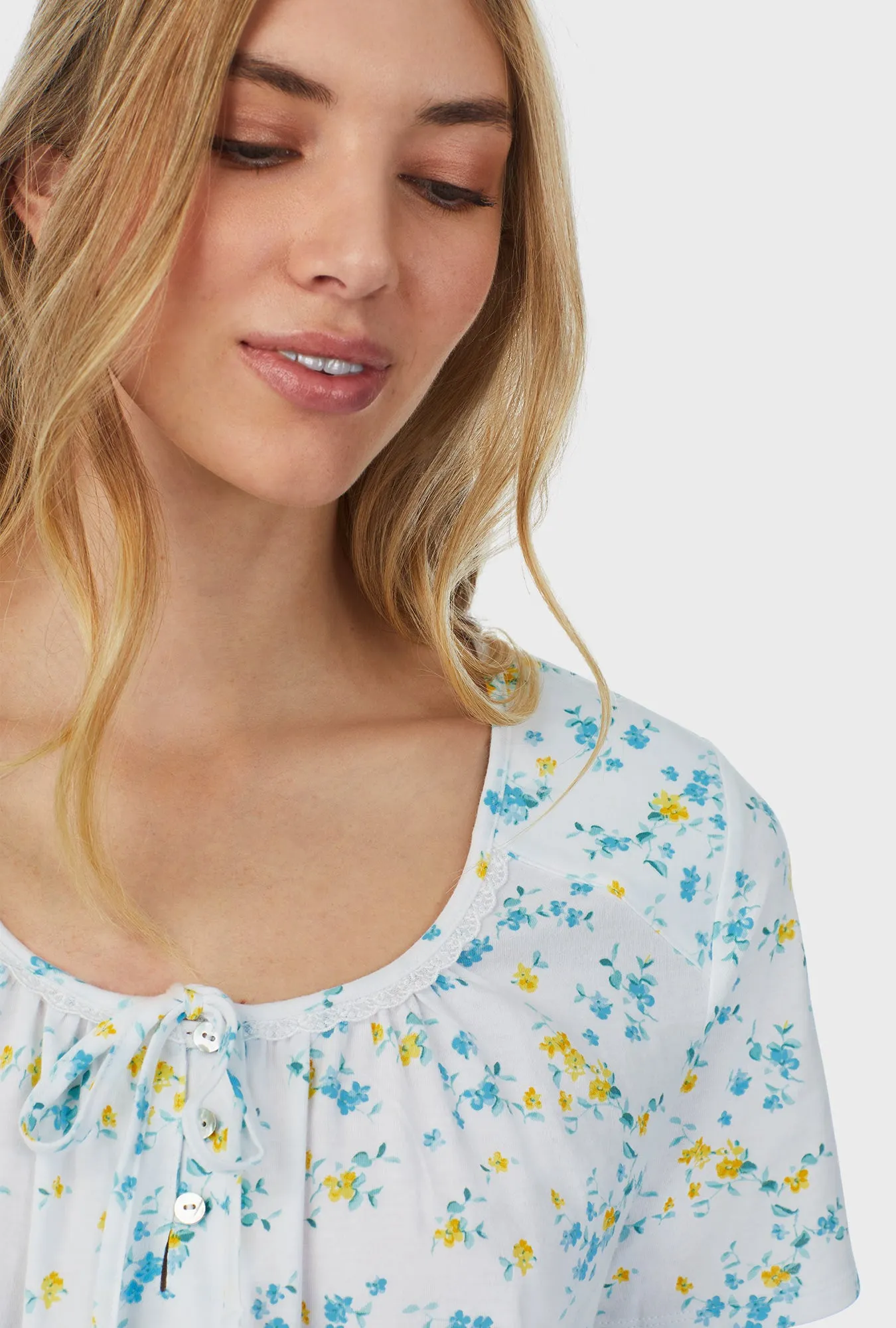 Breeze Blooms Short Nightgown