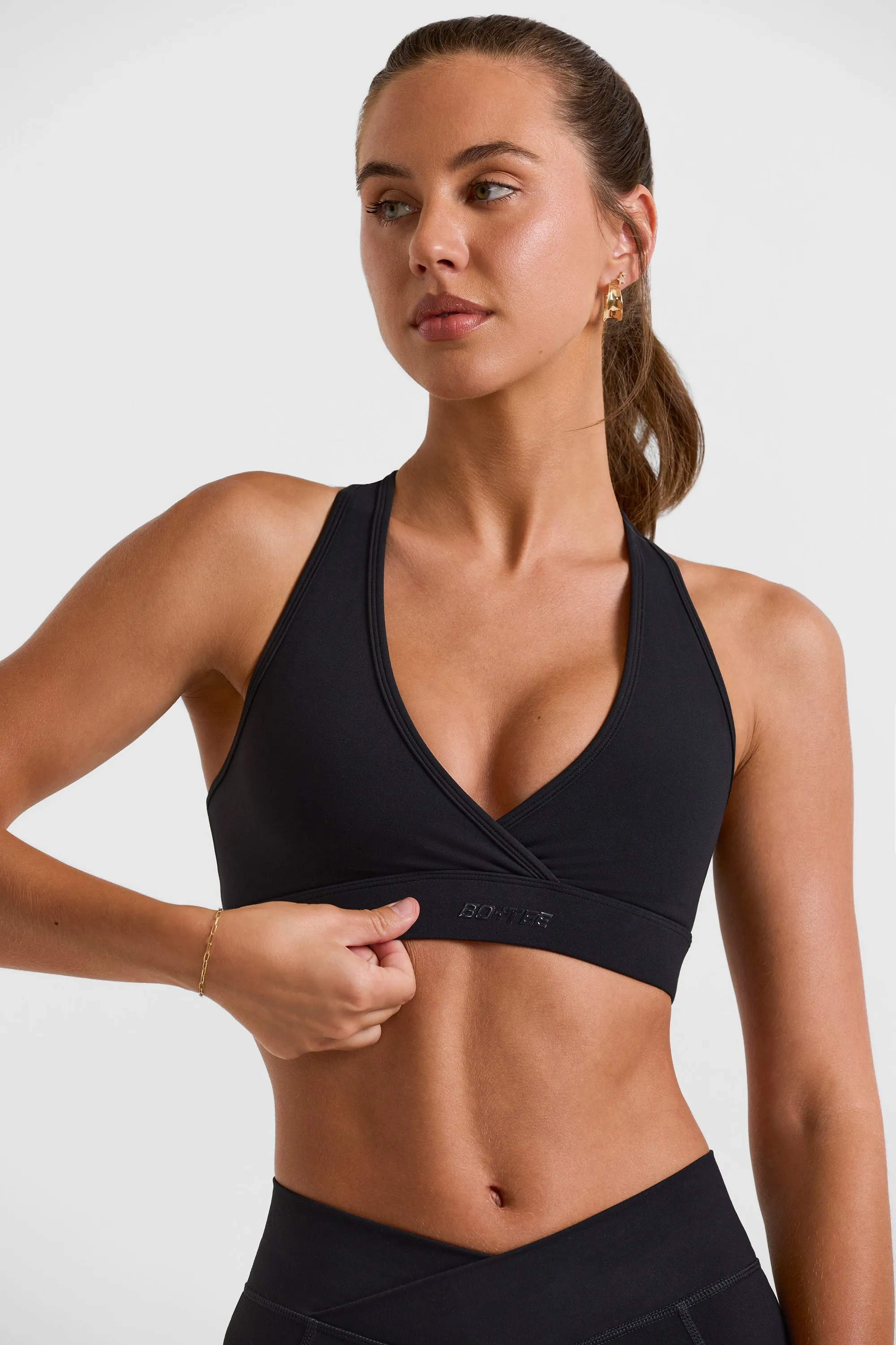 Cut Out Back Sports Bra in Black