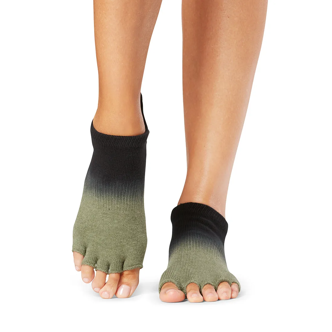 Half Toe Low Rise Grip Socks *