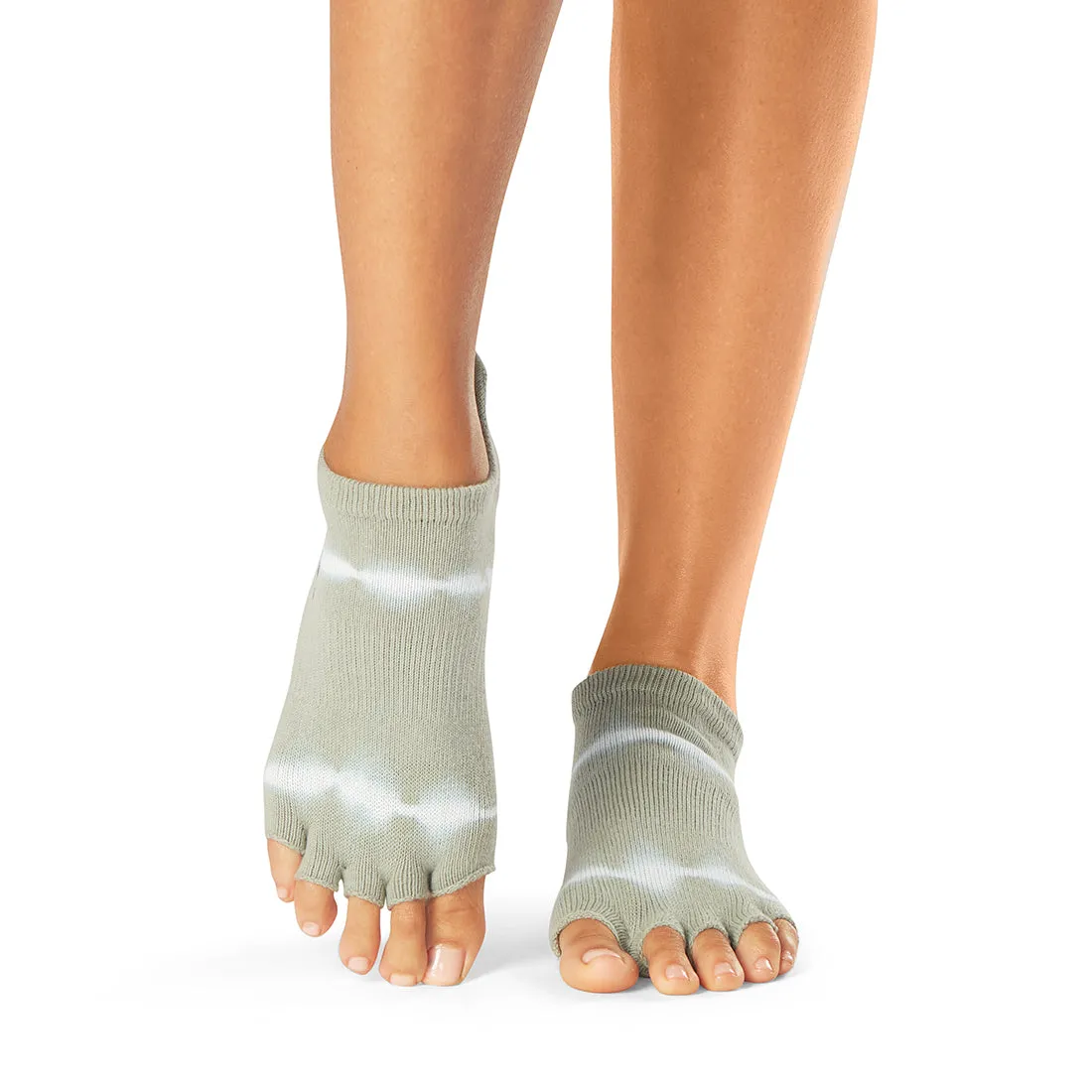 Half Toe Low Rise Grip Socks *