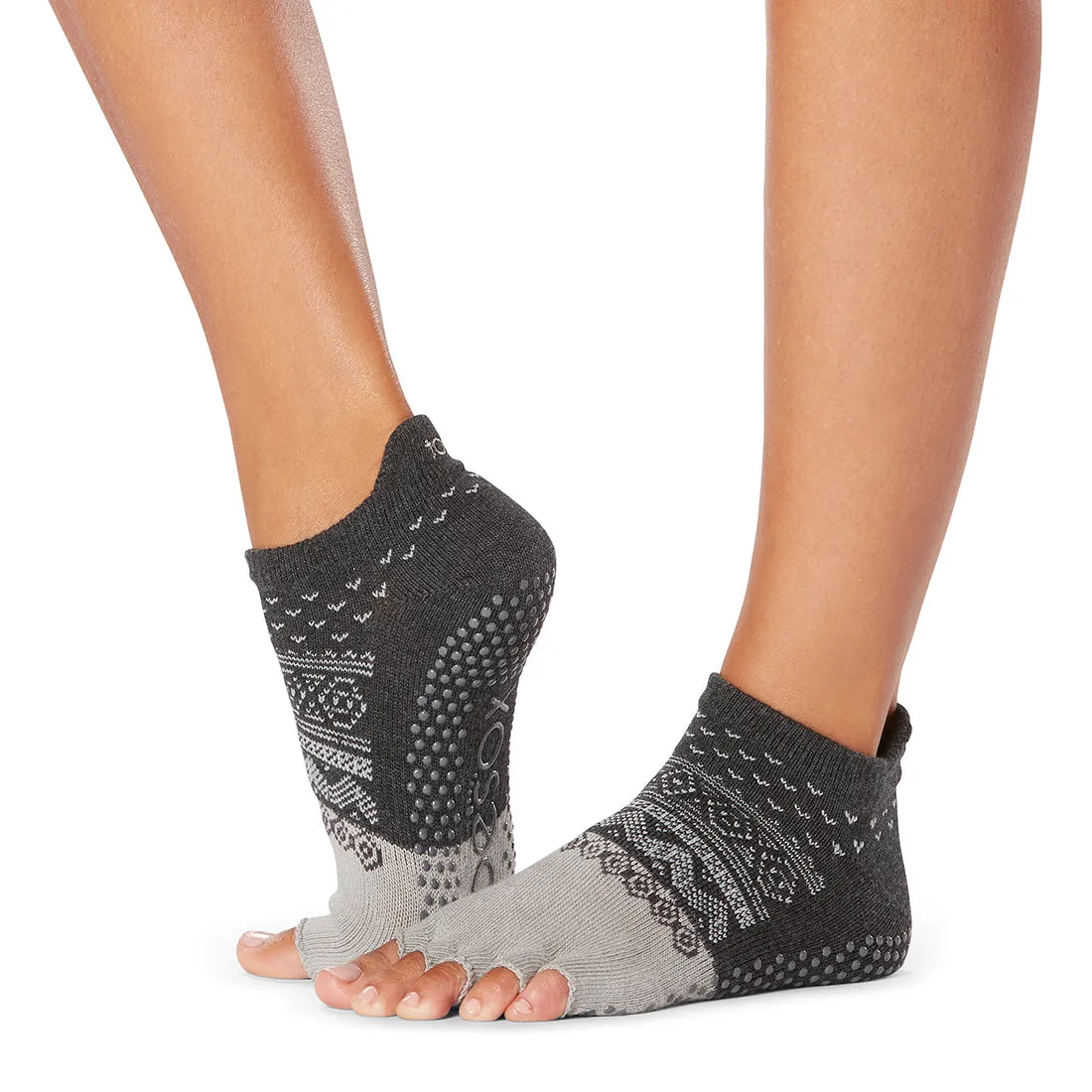 Half Toe Low Rise Grip Socks *