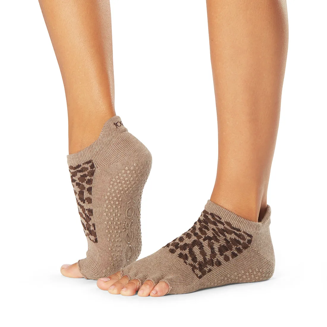 Half Toe Low Rise Grip Socks *