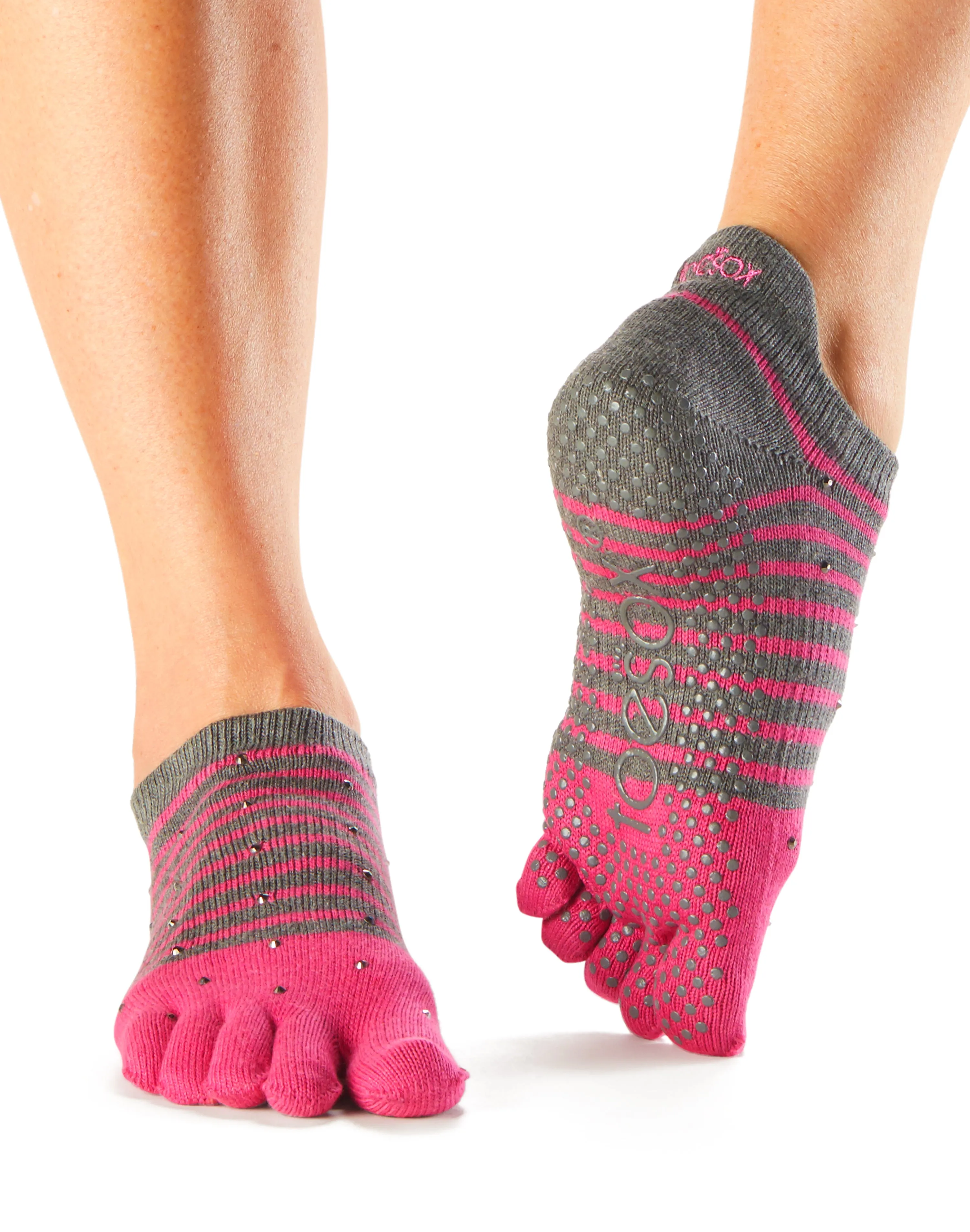 Half Toe Low Rise Grip Socks *