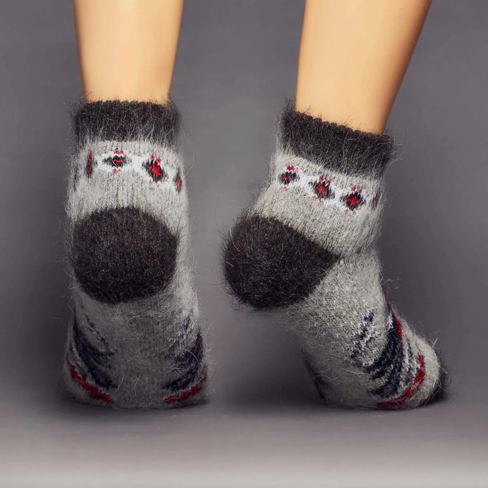 Unisex Birds and Berries Goat Wool Low-Cut Socks